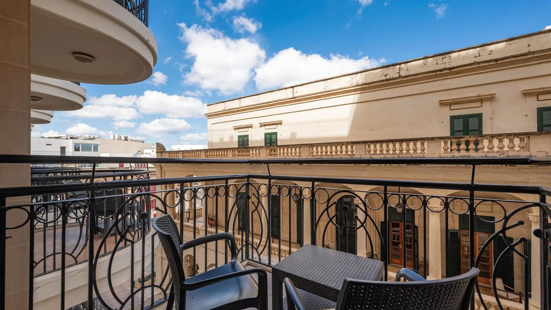 Ax The Victoria Hotel Sliema